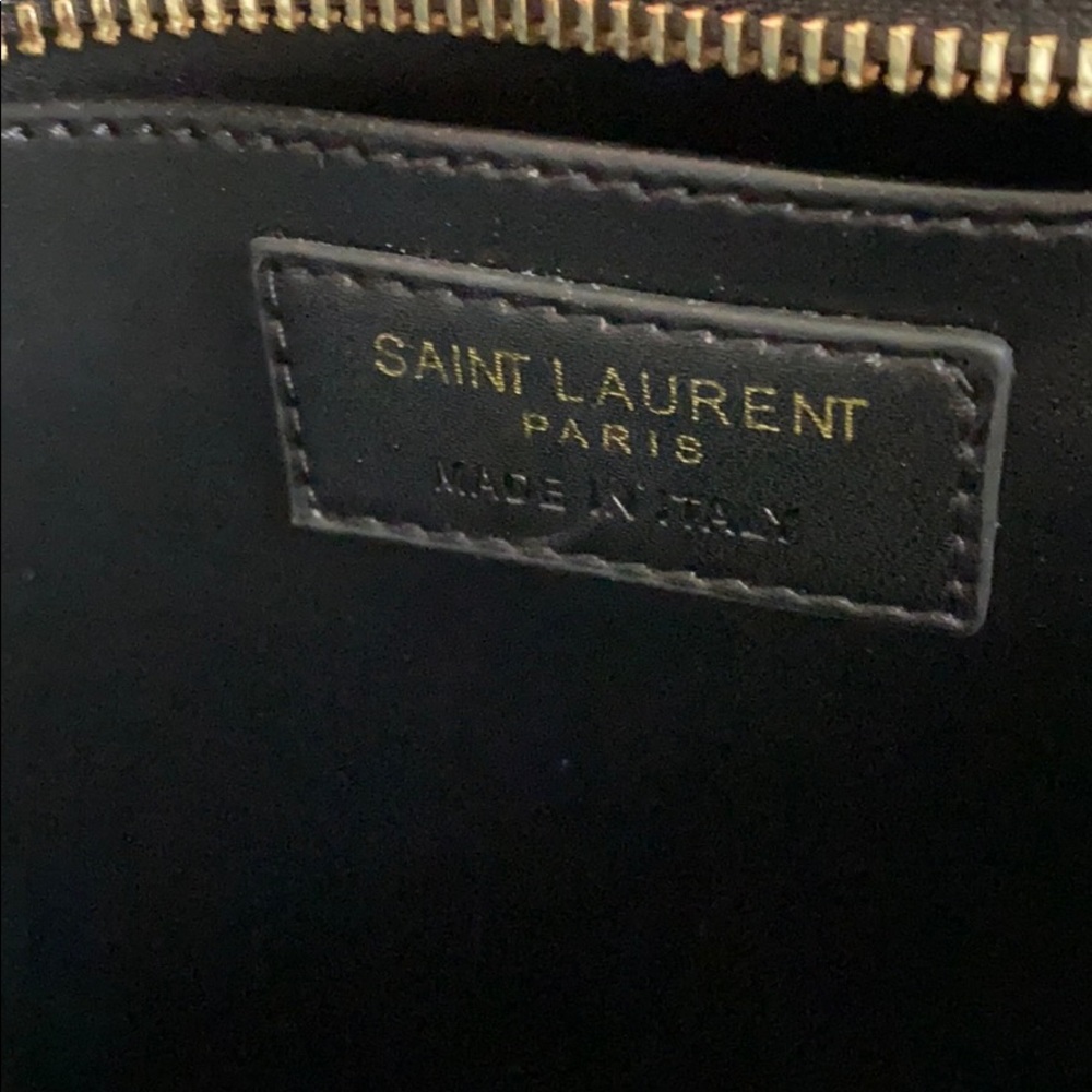 Authentic Saint Laurent Cabas ChYC - Picture 6 of 8